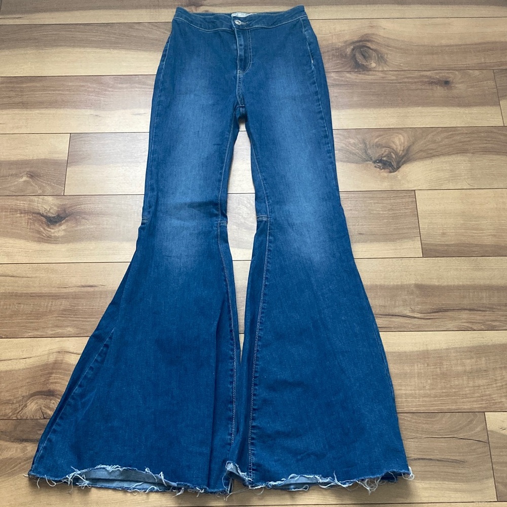 Free People Just Float On Blue Flare Jeans - Picture 4 of 14